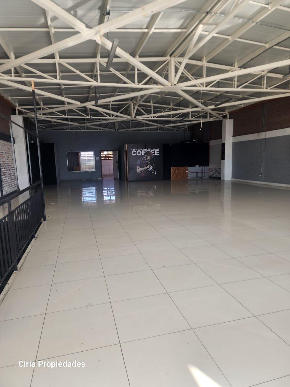 🏪 ¡Oportunidad de arriendo en el centro de Quillota, 360 metros! 🏪 - Imagen 3