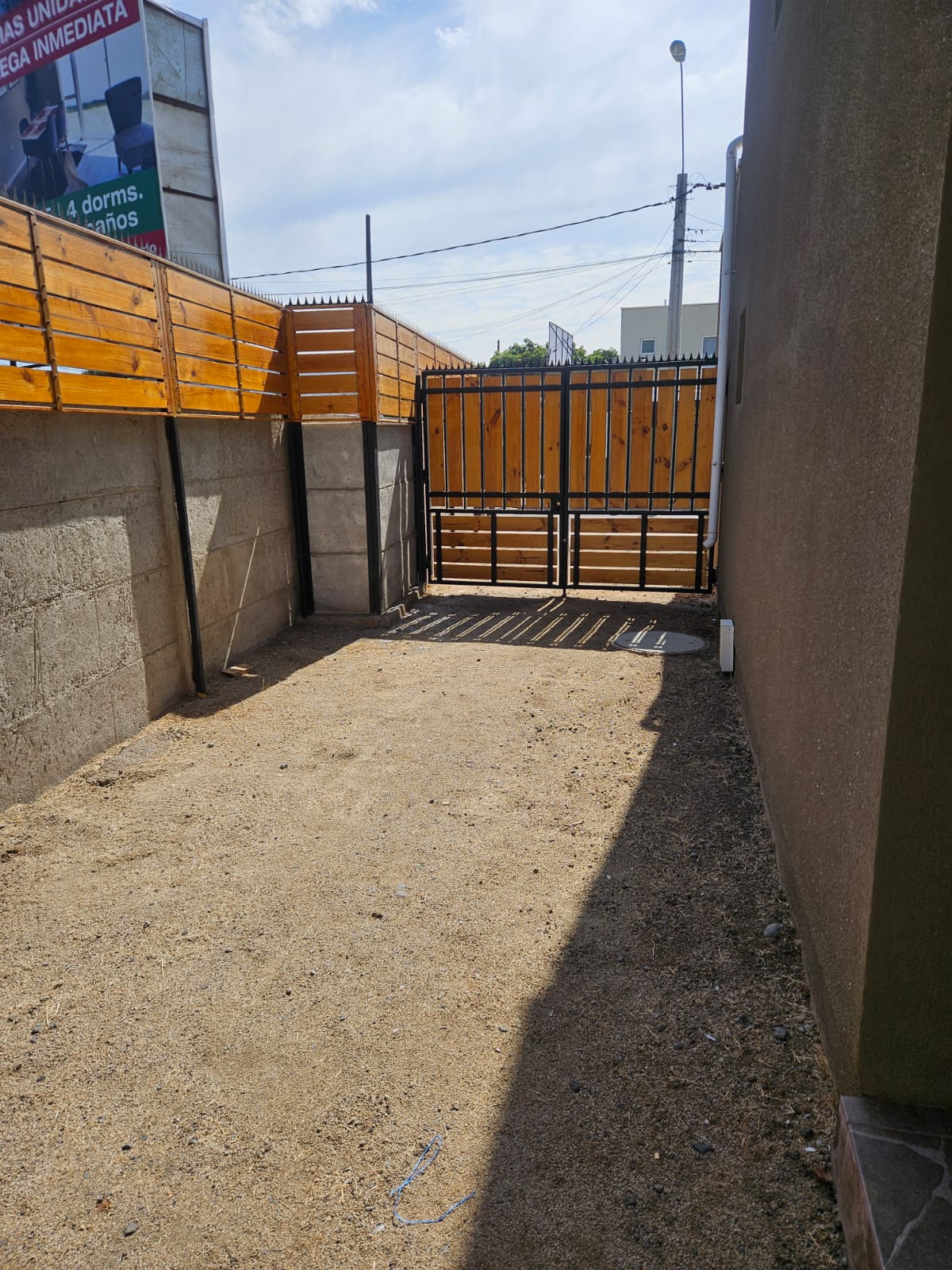 Arriendo casa Nueva en Condominio Paradero 21 de La Cruz - Imagen 2