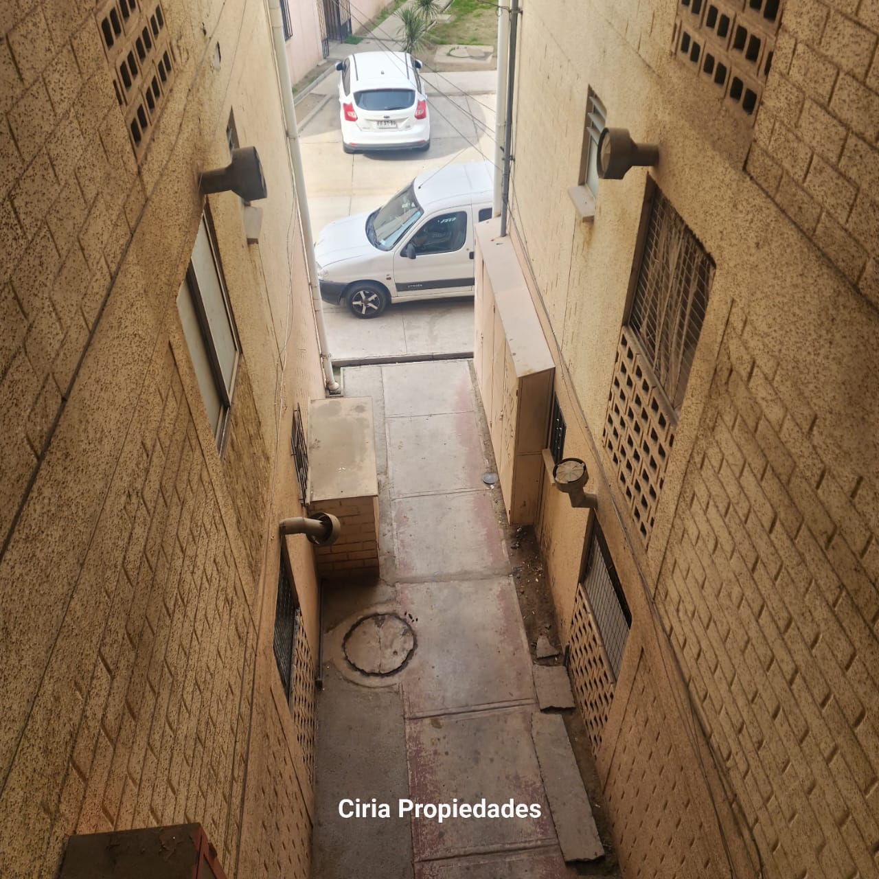 ARRIENDA – Departamento en Condominio Altos de Serrano, Quillota