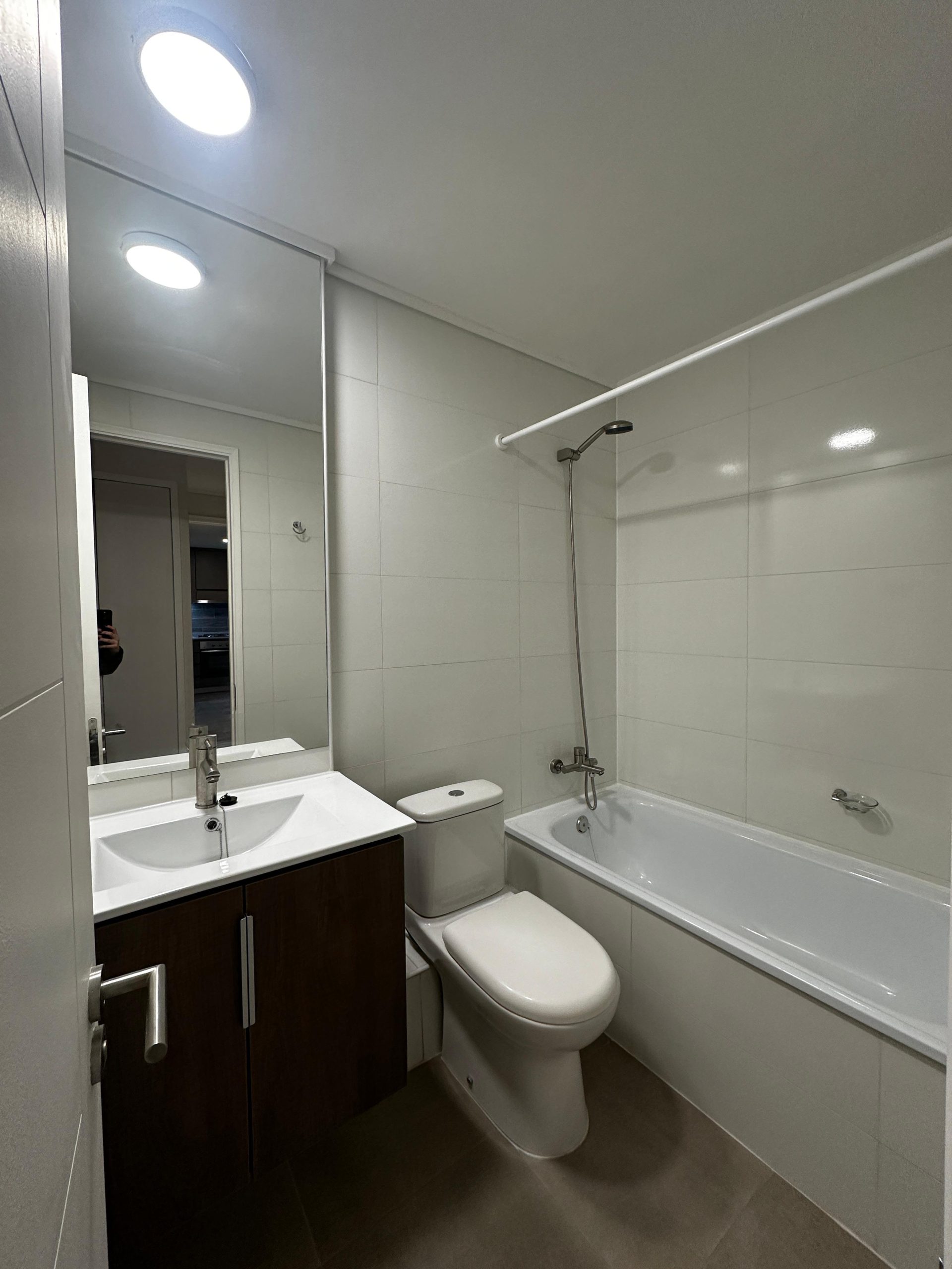 ARRIENDA Departamento Semi Amoblado en Edificio Barcelona, Quillota - Imagen 3