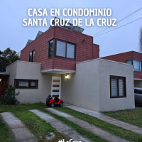 EN VENTA – Casa Estilo Mediterráneo en Exclusivo Condominio Santa Cruz, La Cruz